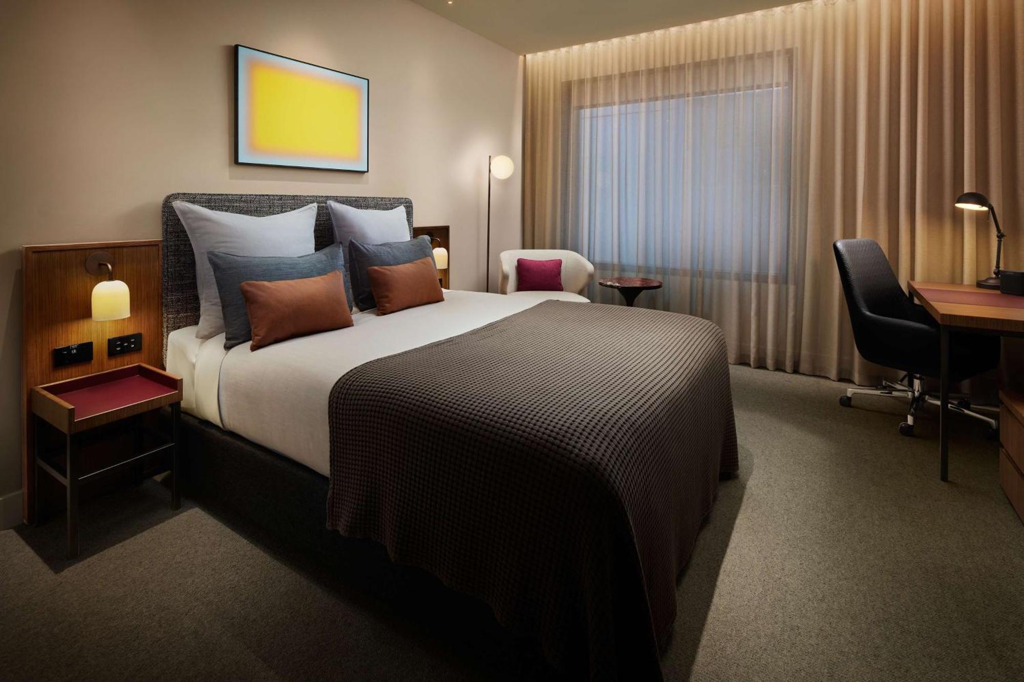 Next Hotel Melbourne, Curio Collection By Hilton Экстерьер фото
